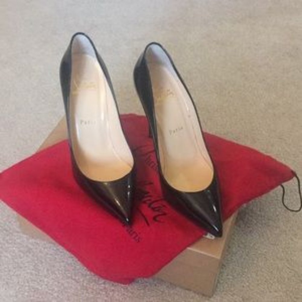 Pigalle Follies 100 Patent